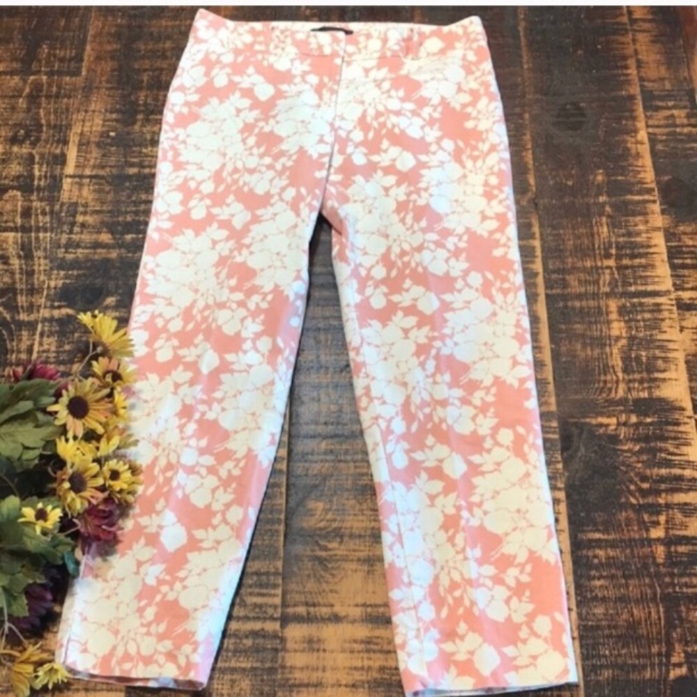 Talbots Pink / White Floral Pattern Pants